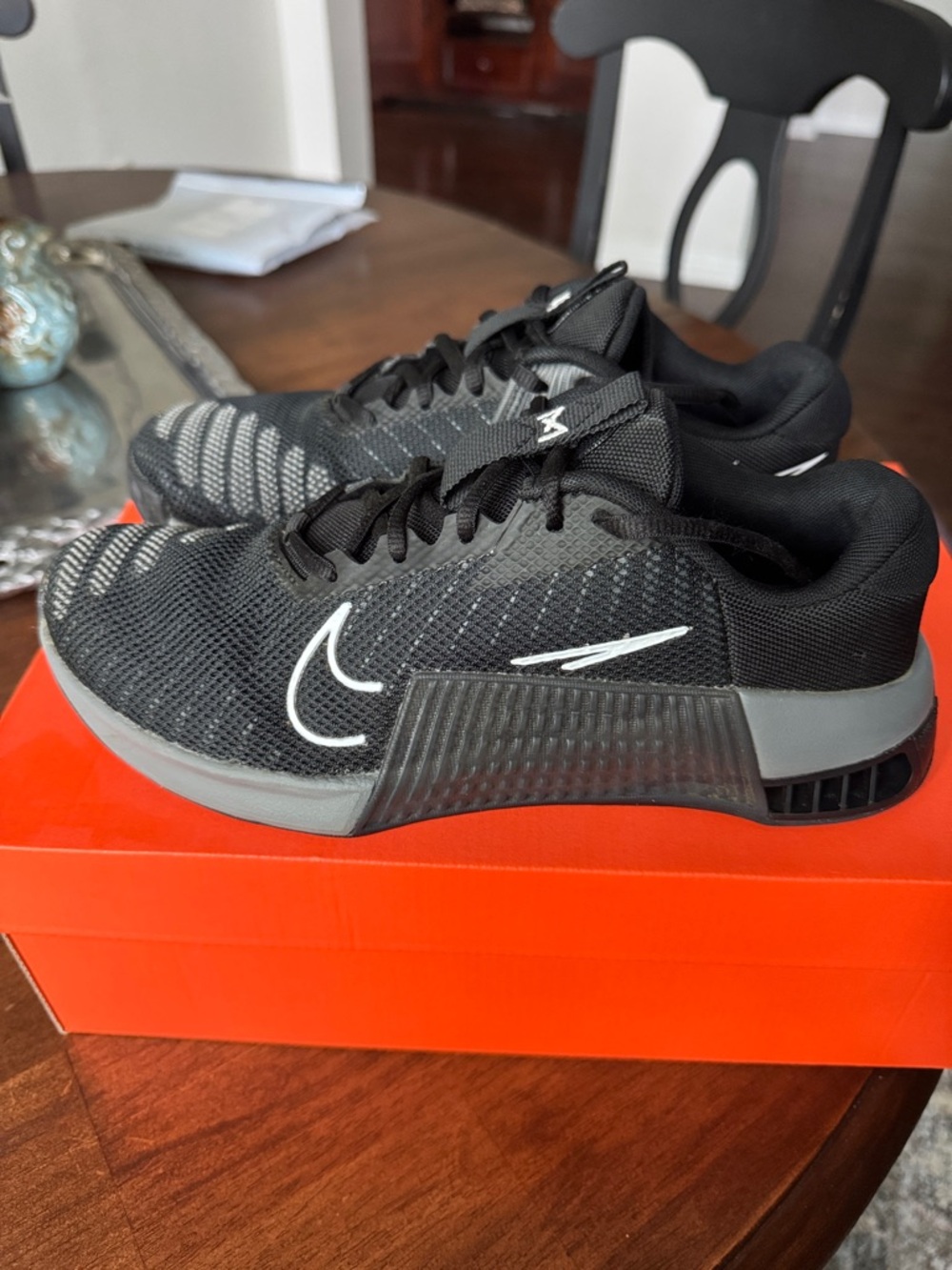 Nike Women’s Metcon 9 - black, size 9